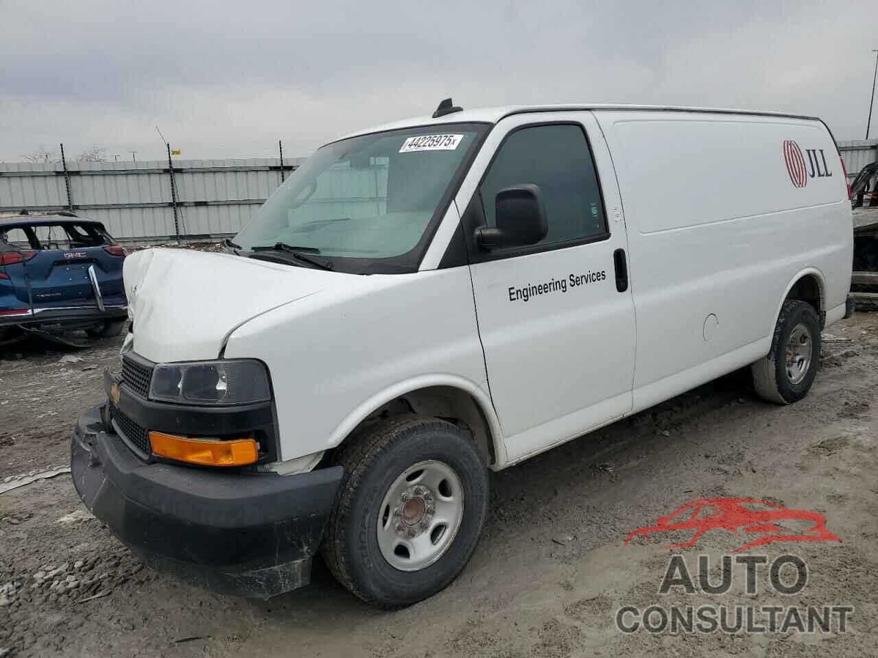 CHEVROLET EXPRESS 2020 - 1GCWGAFP4L1174507