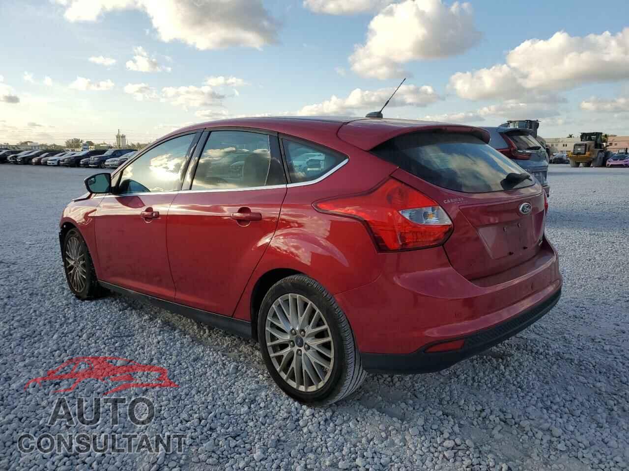 FORD FOCUS 2012 - 1FAHP3M29CL462464