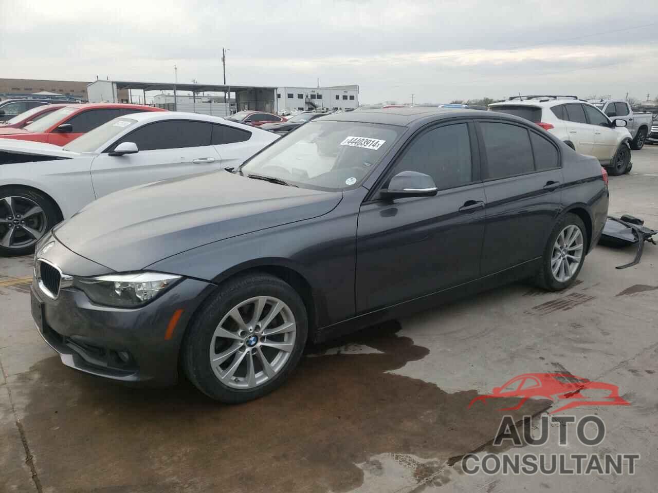 BMW 3 SERIES 2017 - WBA8A9C51HK619604