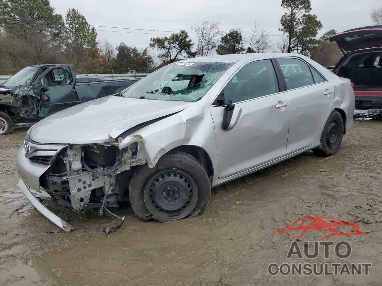 TOYOTA CAMRY 2013 - 4T4BF1FK3DR328406