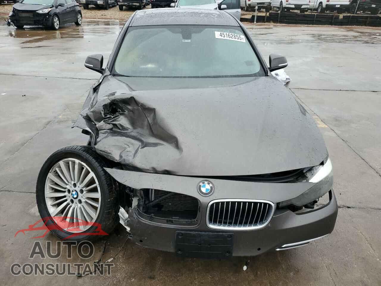 BMW 3 SERIES 2013 - WBA3C1C59DF444849
