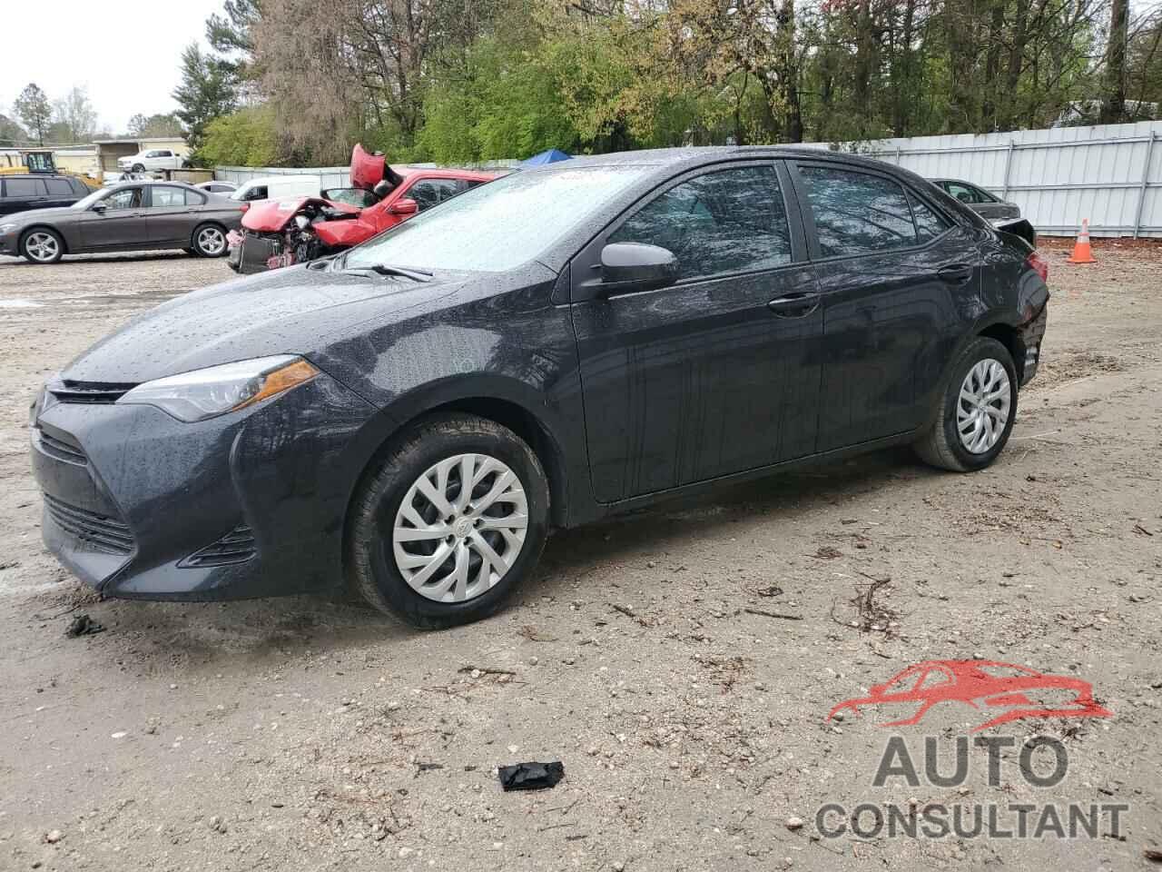 TOYOTA COROLLA 2018 - 5YFBURHE8JP834056