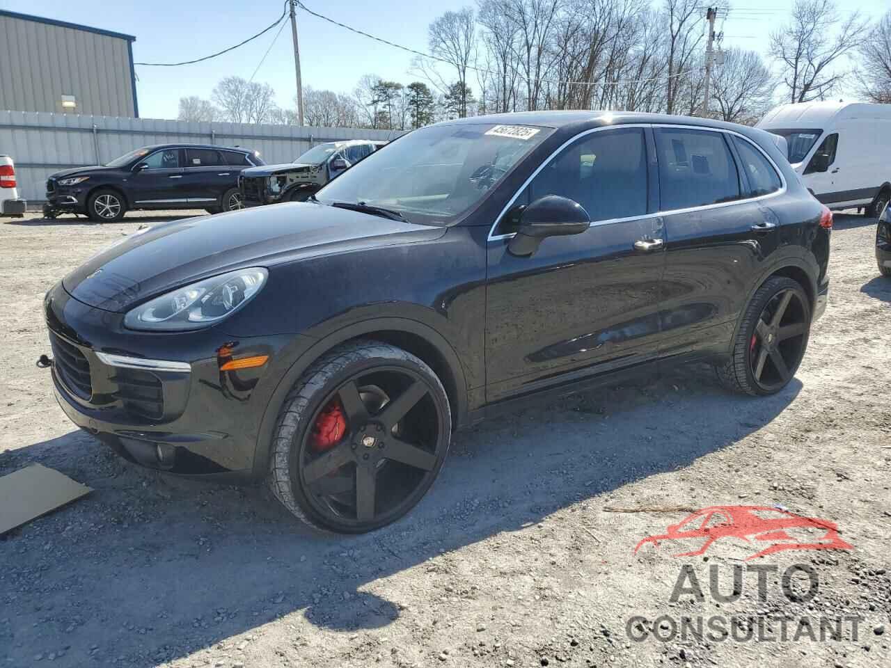 PORSCHE CAYENNE 2016 - WP1AA2A29GKA13923