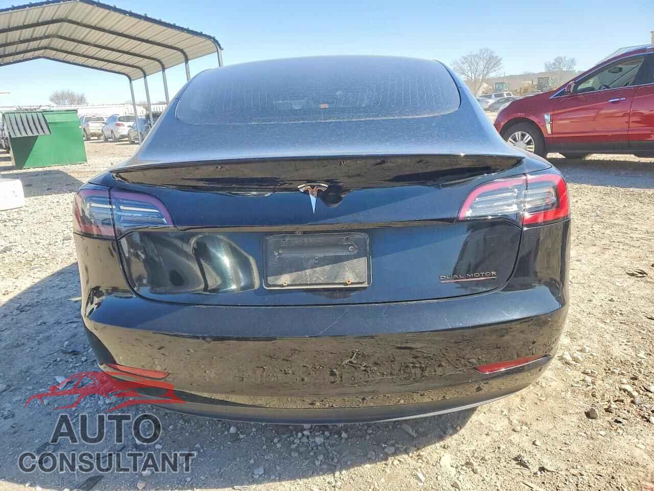 TESLA MODEL 3 2019 - 5YJ3E1EA2KF399231