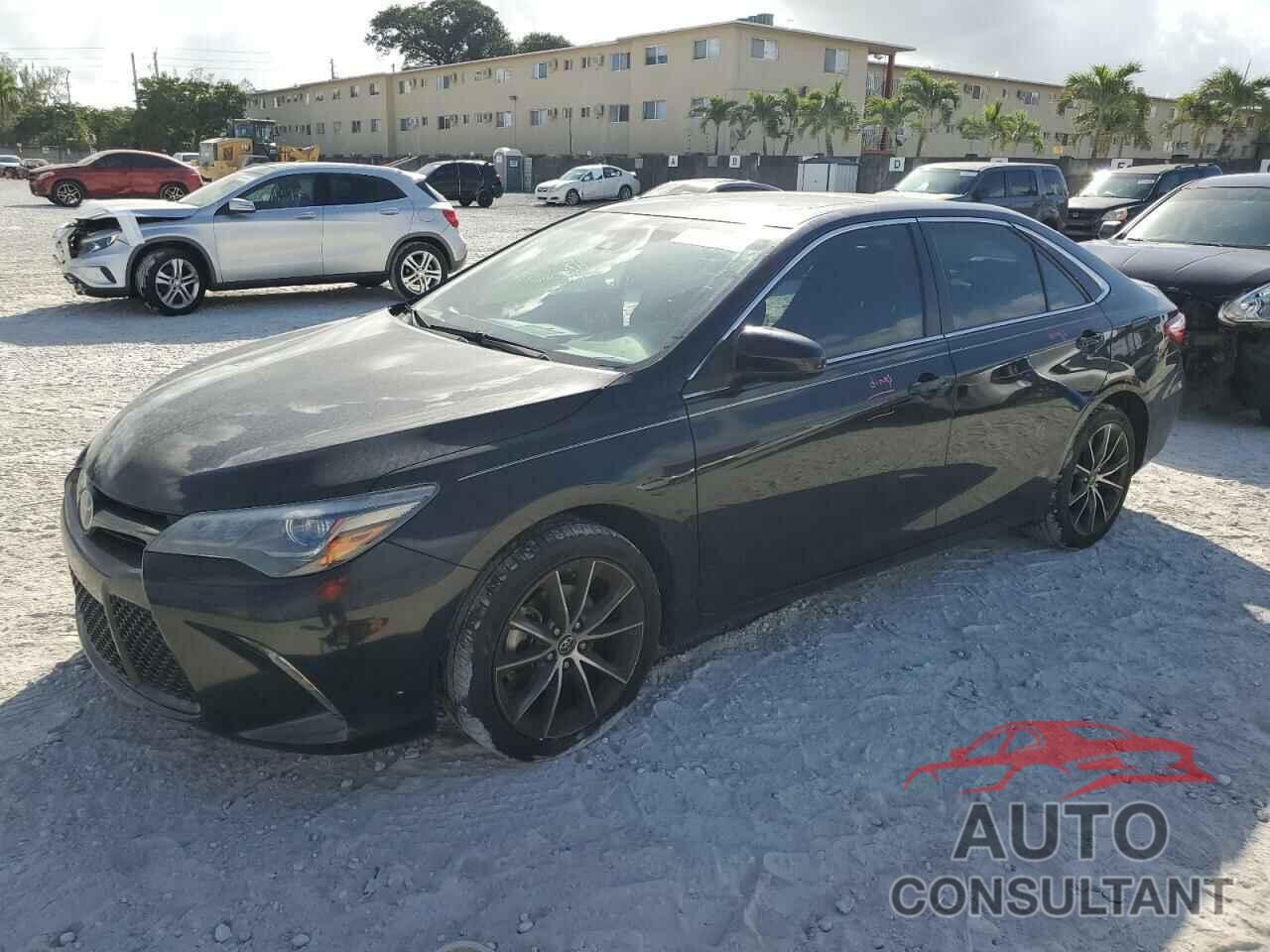 TOYOTA CAMRY 2015 - 4T1BK1FK8FU565708