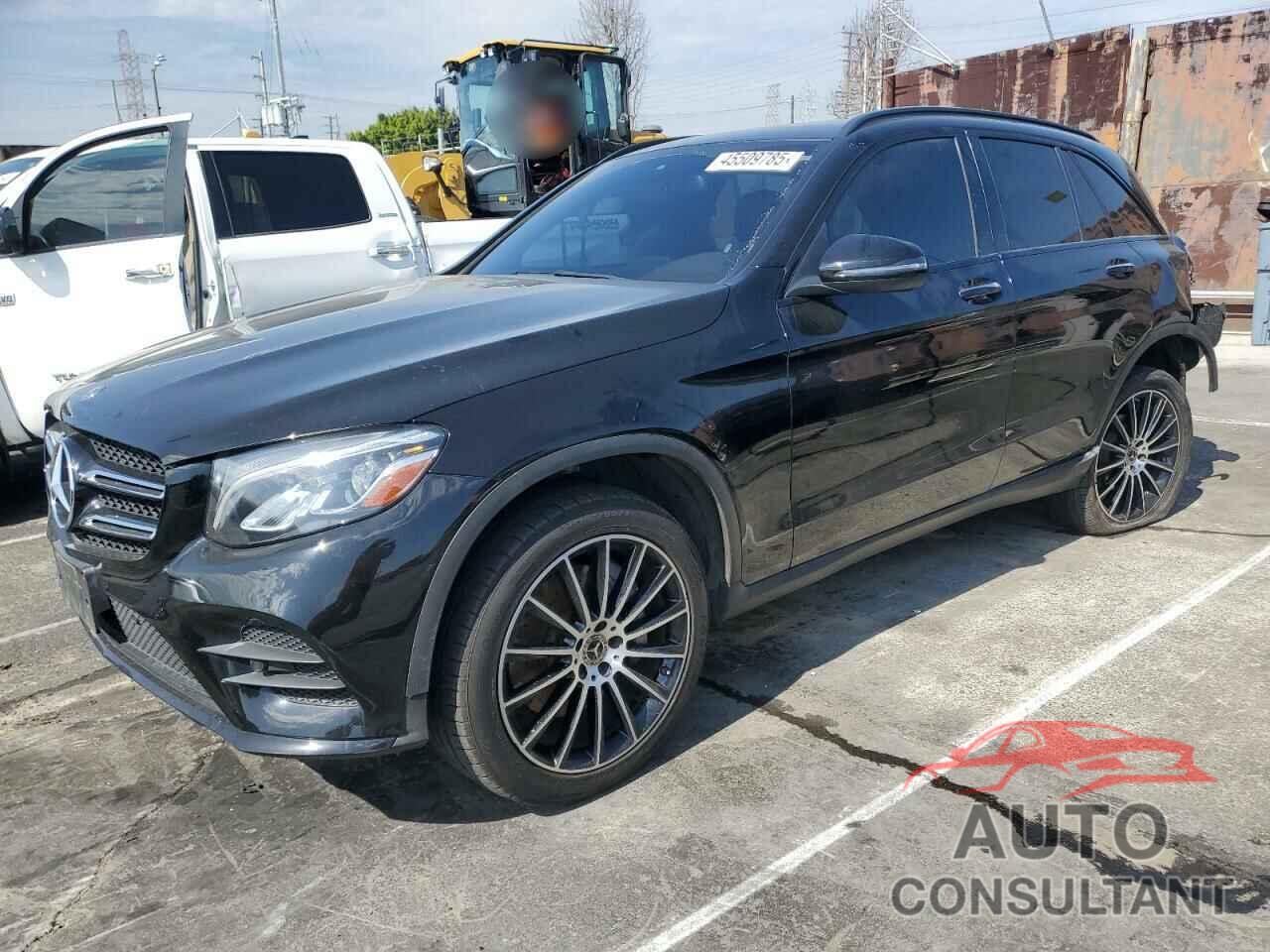 MERCEDES-BENZ GLC-CLASS 2018 - WDC0G4JB3JV054295