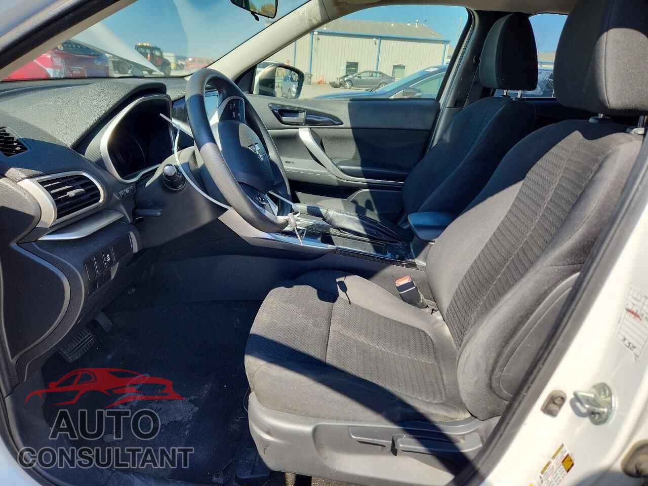 MITSUBISHI ECLIPSE 2019 - JA4AT3AA5KZ037557