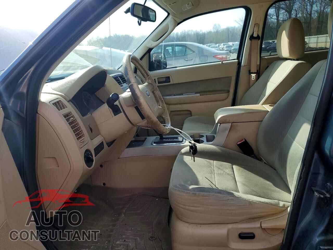 FORD ESCAPE 2011 - 1FMCU0D77BKC59208