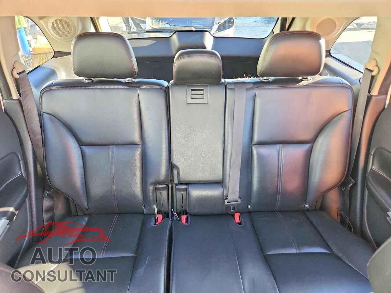 FORD EDGE 2011 - 2FMDK4KC7BBB52106