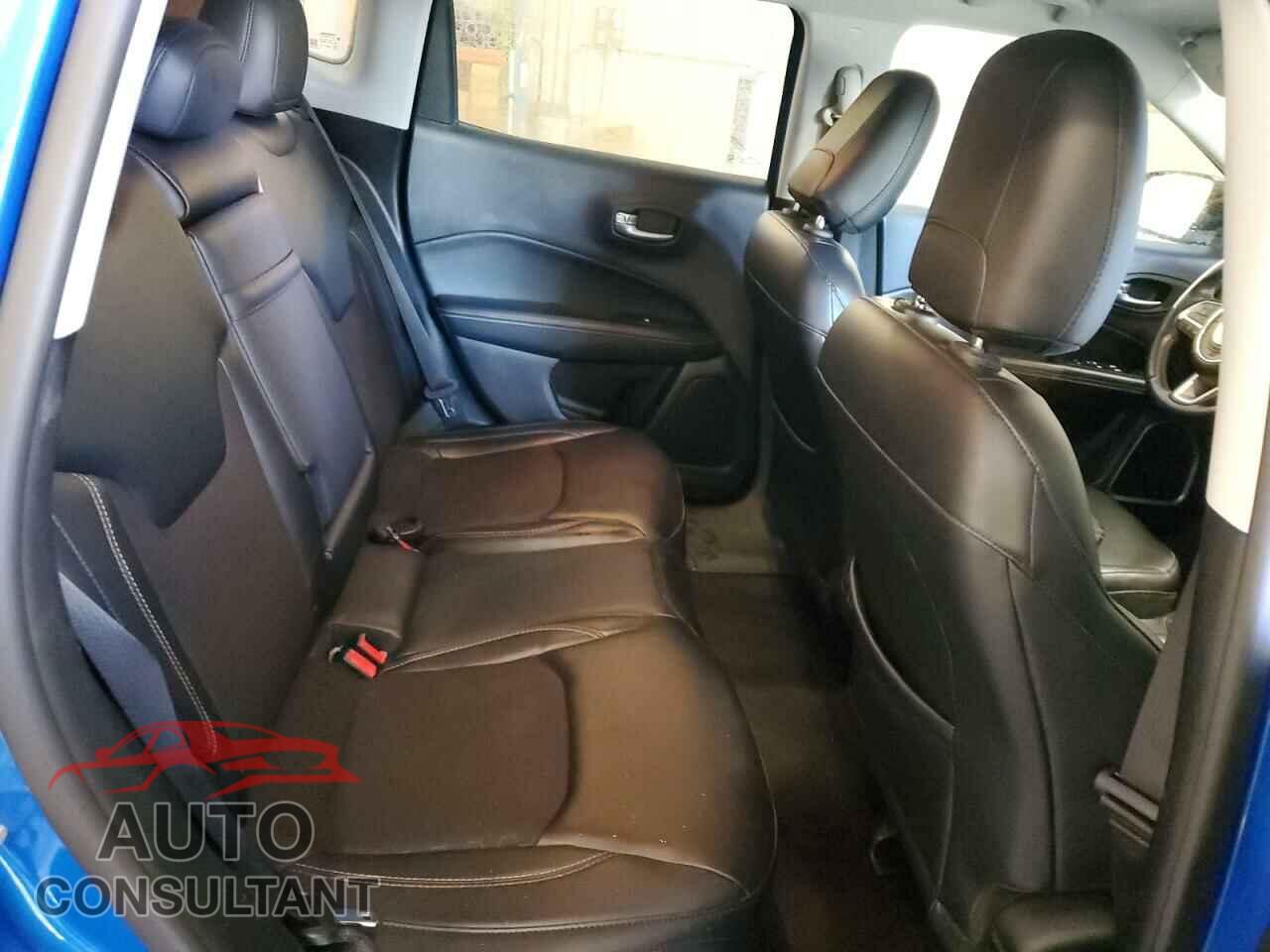 JEEP COMPASS 2017 - 3C4NJDBB8HT656700