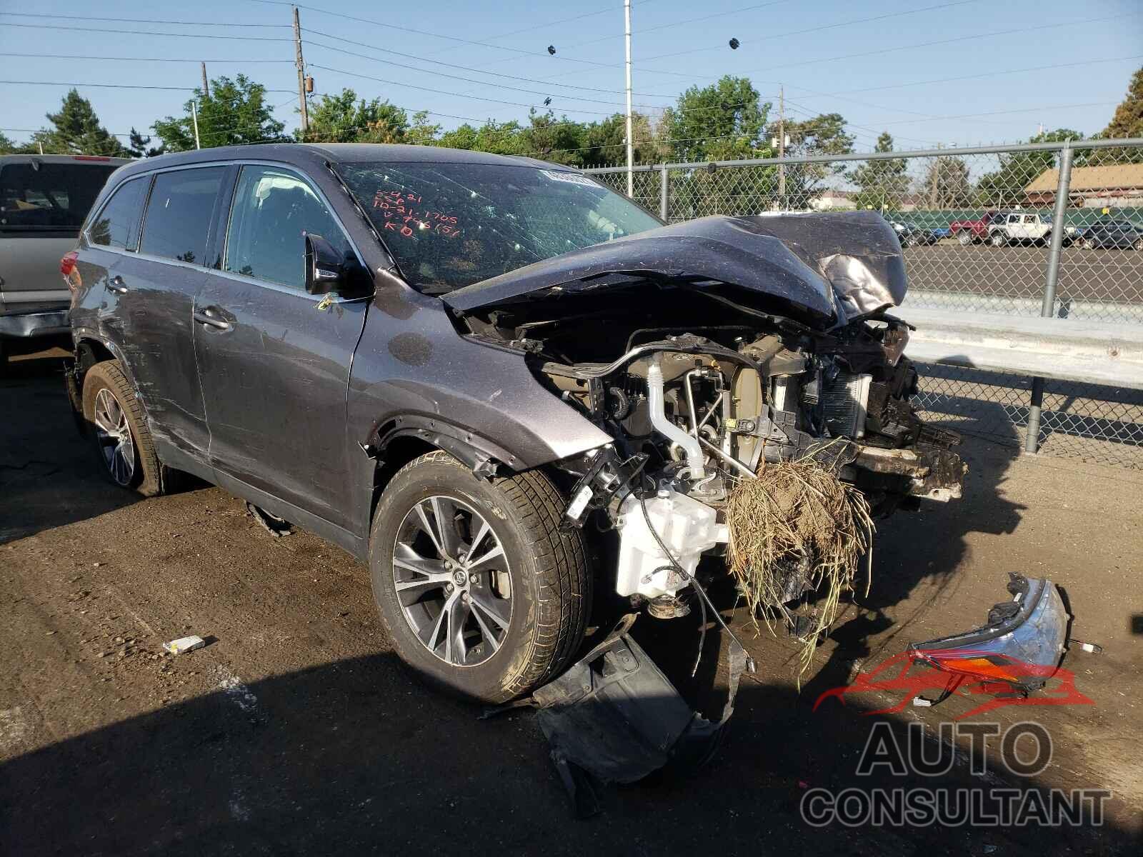 TOYOTA HIGHLANDER 2019 - 5TDBZRFH4KS946151