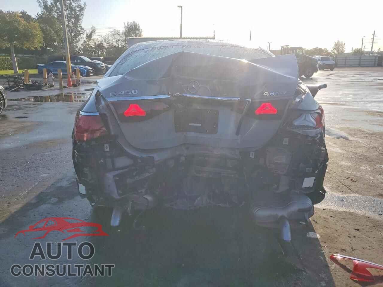 MERCEDES-BENZ E-CLASS 2025 - W1KLF6BB5SA157698