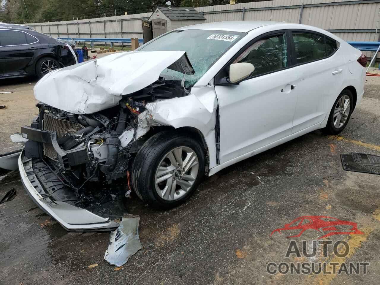 HYUNDAI ELANTRA 2019 - 5NPD84LF5KH465140