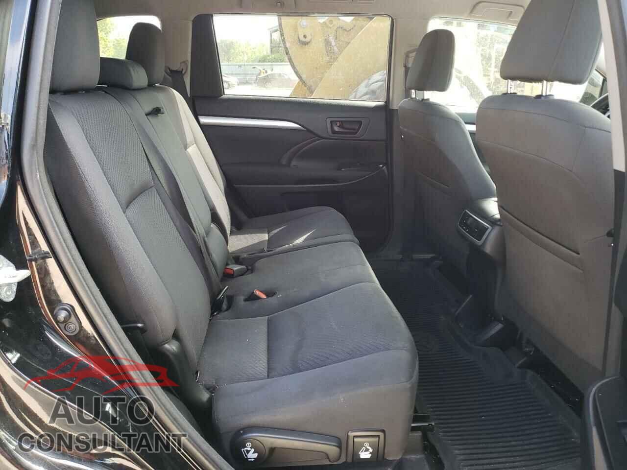 TOYOTA HIGHLANDER 2017 - 5TDBZRFH5HS449828