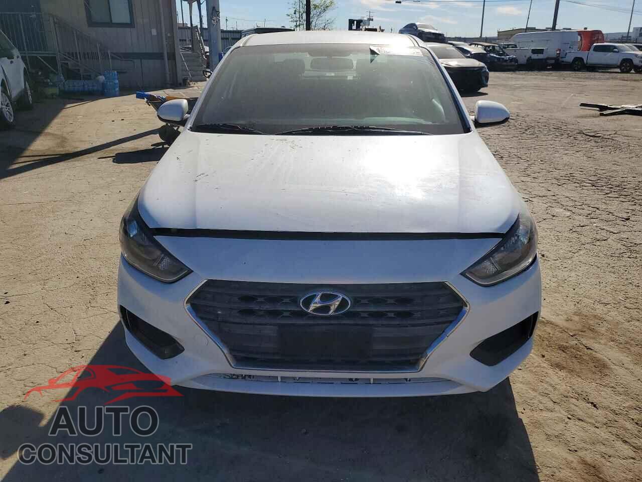 HYUNDAI ACCENT 2018 - 3KPC24A32JE020749