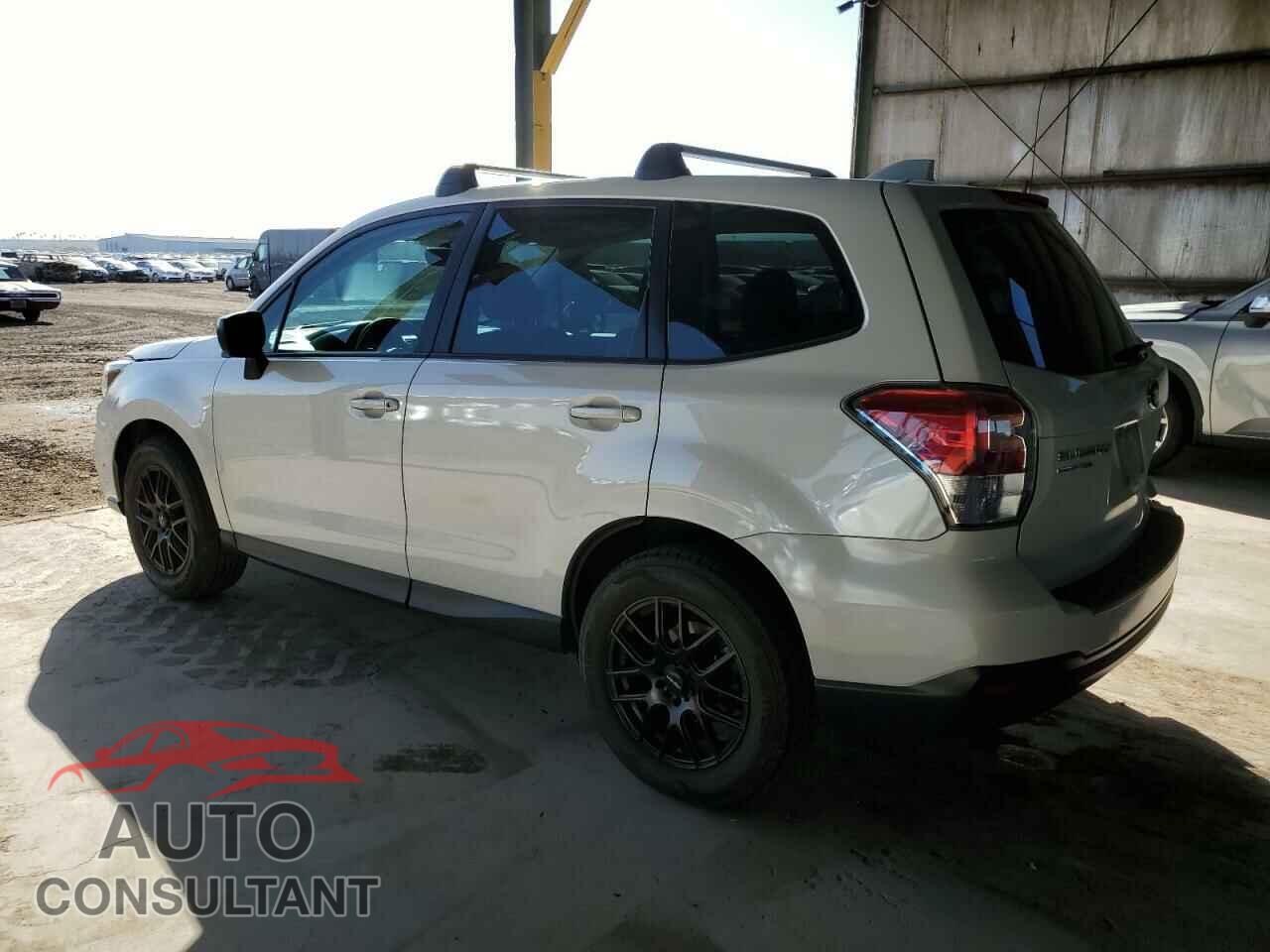 SUBARU FORESTER 2018 - JF2SJAAC2JG597036
