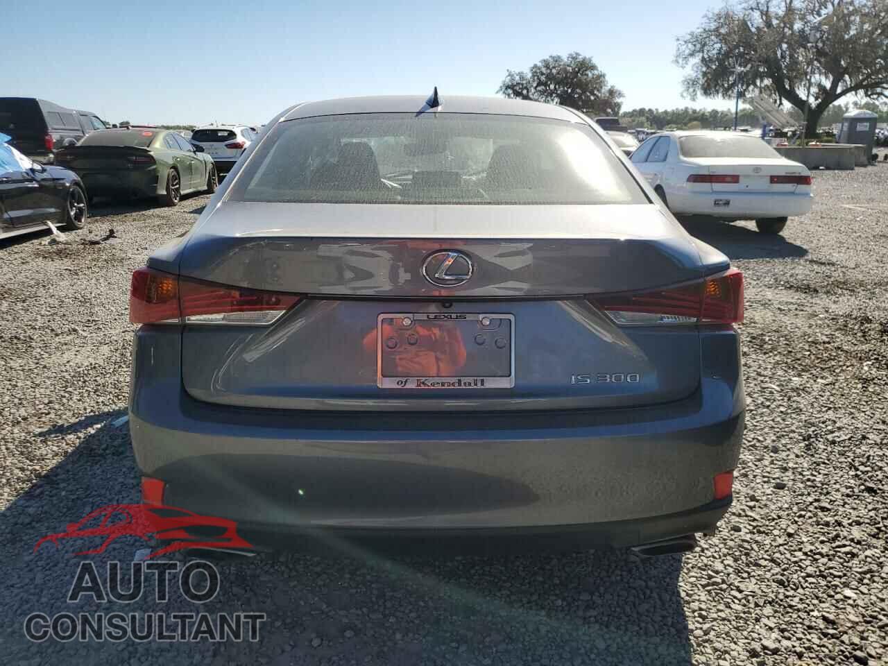 LEXUS IS 2018 - JTHBA1D26J5083119