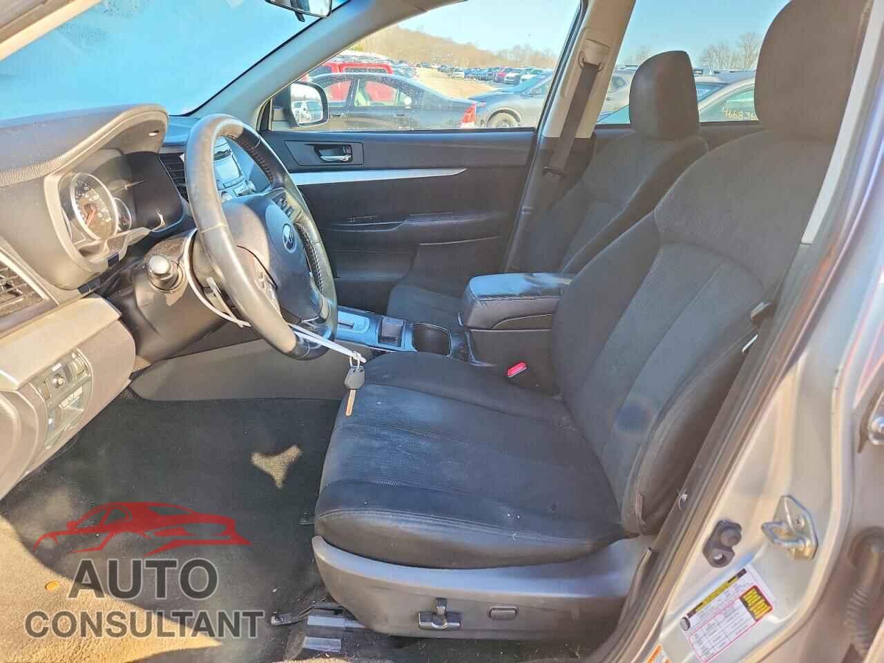 SUBARU OUTBACK 2013 - 4S4BRBBC8D3238292