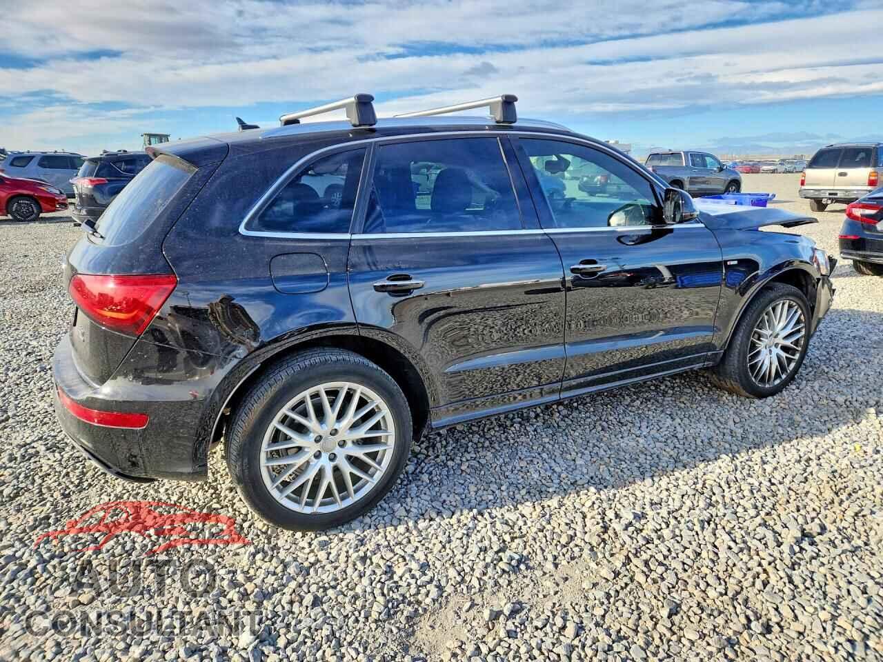 AUDI Q5 2017 - WA1M2AFP6HA089174