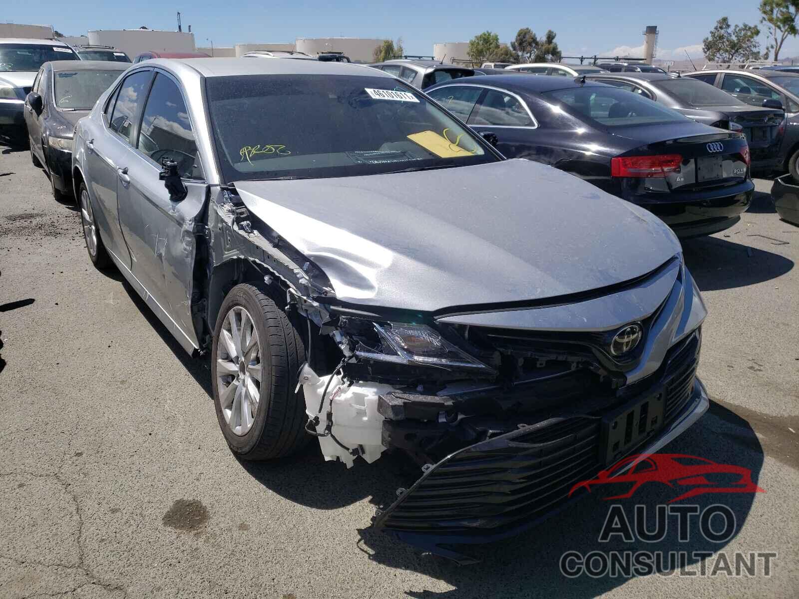 TOYOTA CAMRY 2018 - JTNB11HK3J3016660