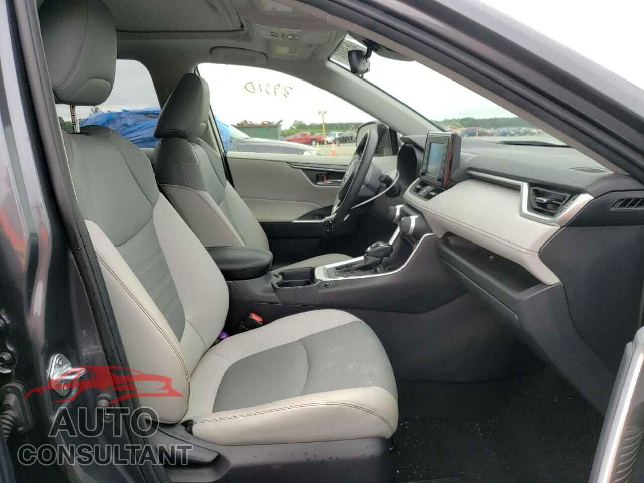 TOYOTA RAV4 2020 - JTMC1RFV0LD044417