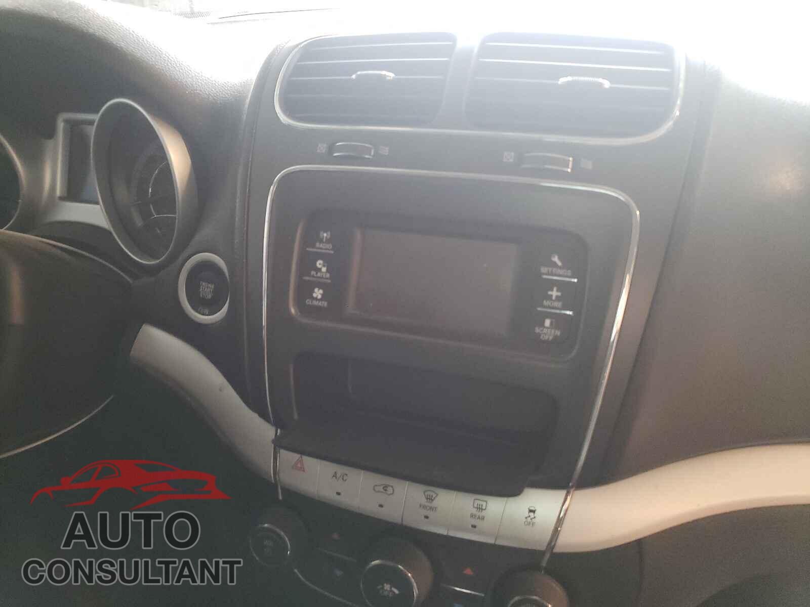 DODGE JOURNEY 2017 - 3C4PDCBG7HT536862