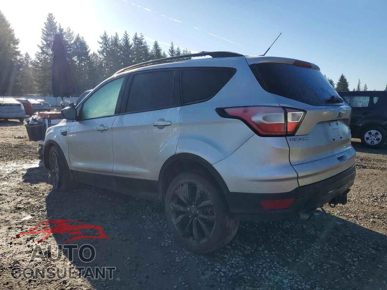 FORD ESCAPE 2017 - 1FMCU9G98HUB43658