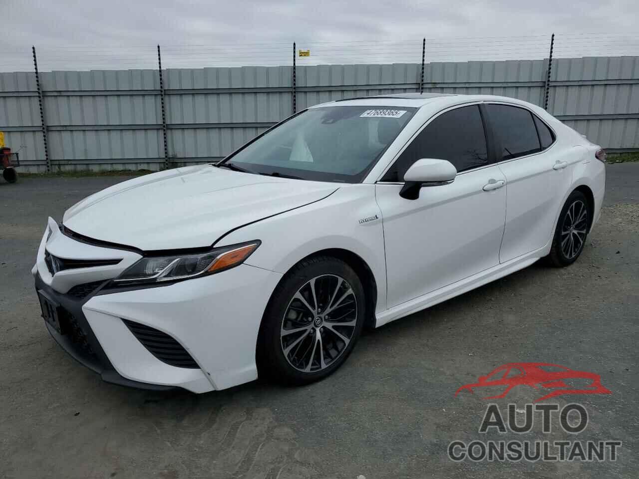 TOYOTA CAMRY 2019 - 4T1B21HK1KU518575
