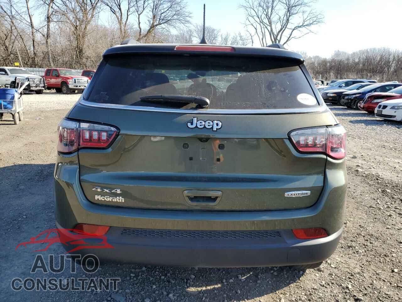 JEEP COMPASS 2018 - 3C4NJDBB2JT200469