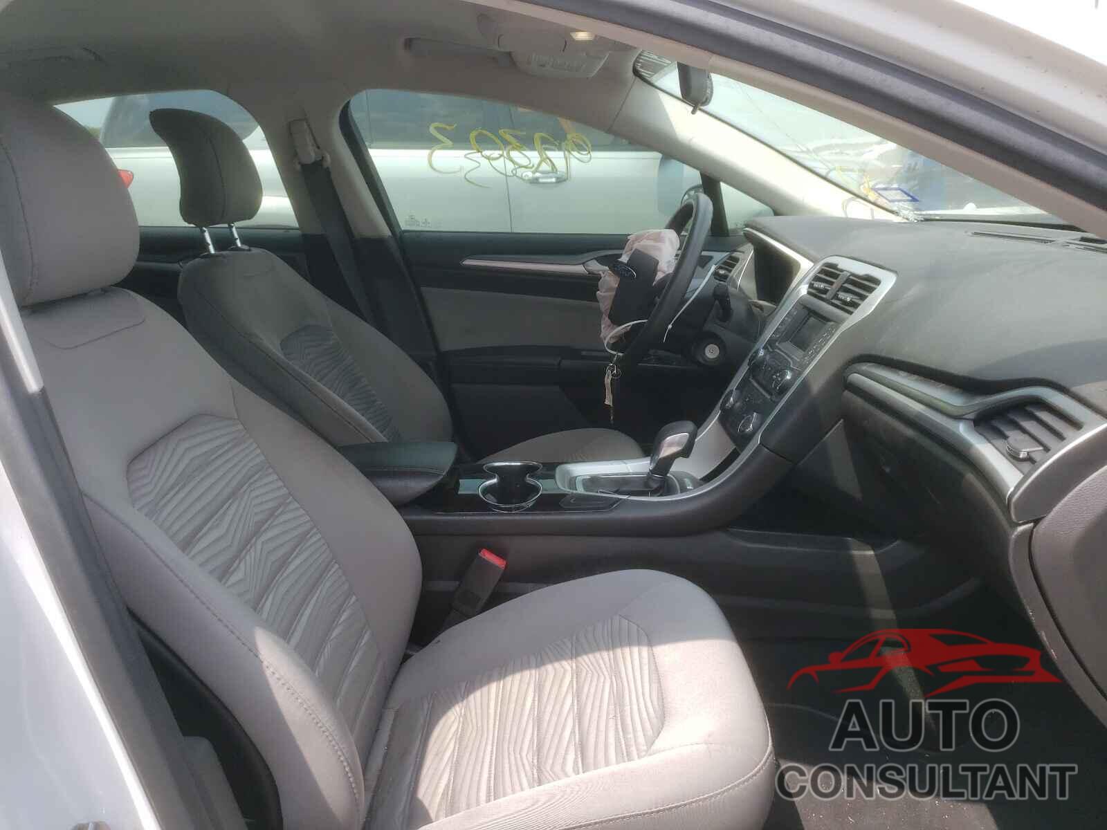 FORD FUSION 2016 - 3FA6P0G72GR389233