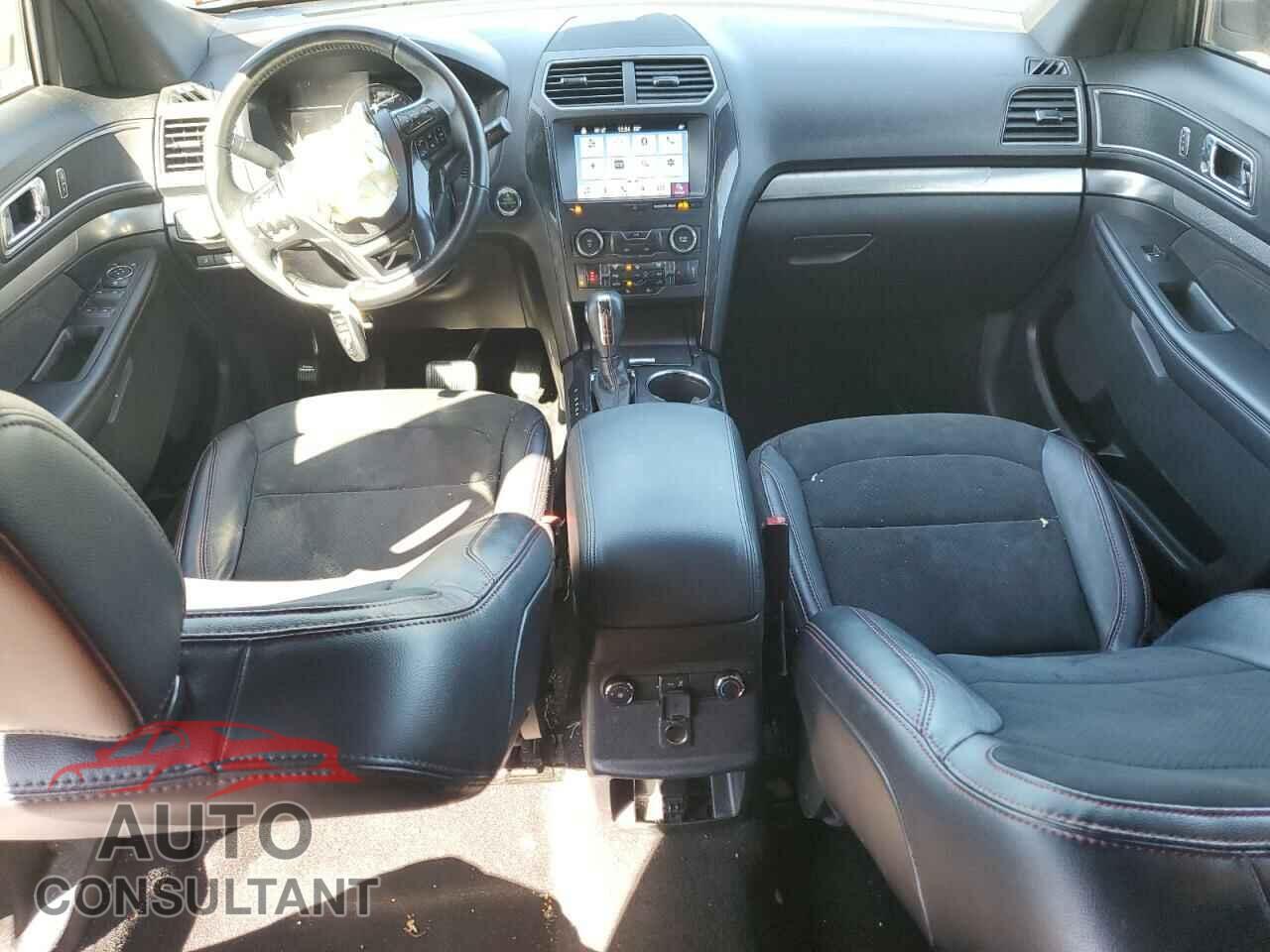 FORD EXPLORER 2019 - 1FM5K7D89KGA36638