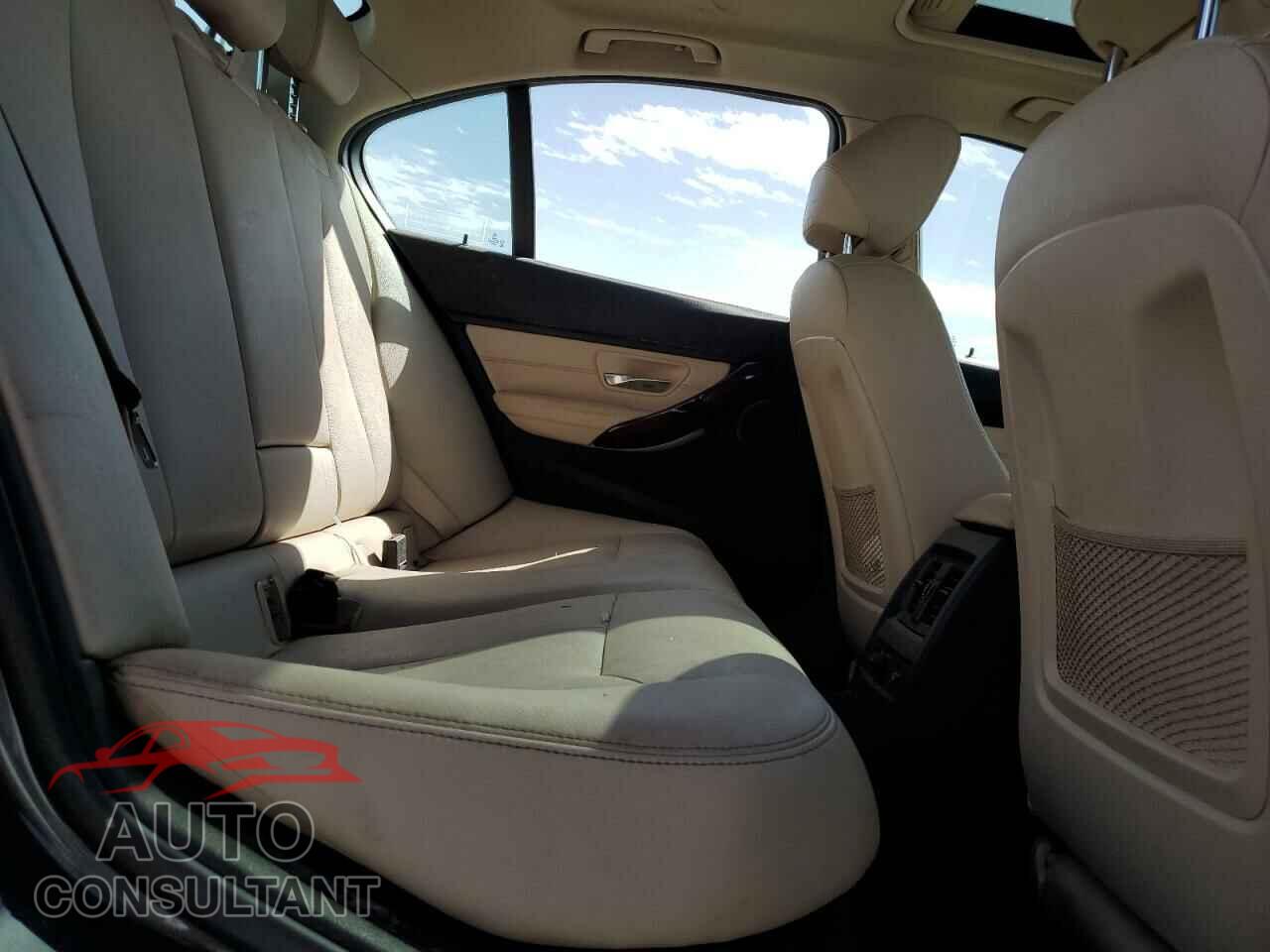 BMW 3 SERIES 2015 - WBA3B5C53FF961237
