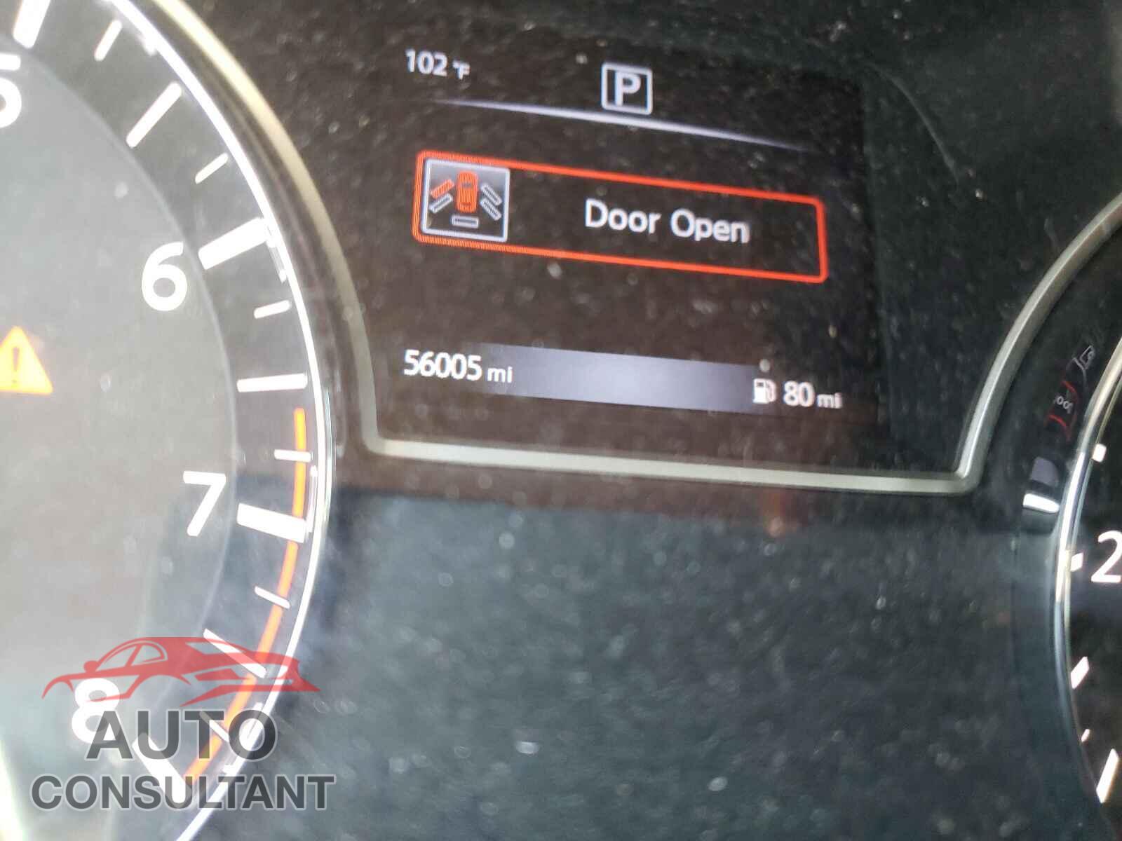 NISSAN PATHFINDER 2017 - 5N1DR2MN6HC912761