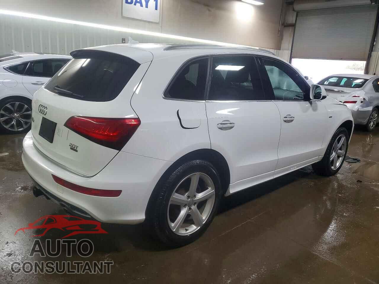 AUDI Q5 2017 - WA1M2AFP7HA082654
