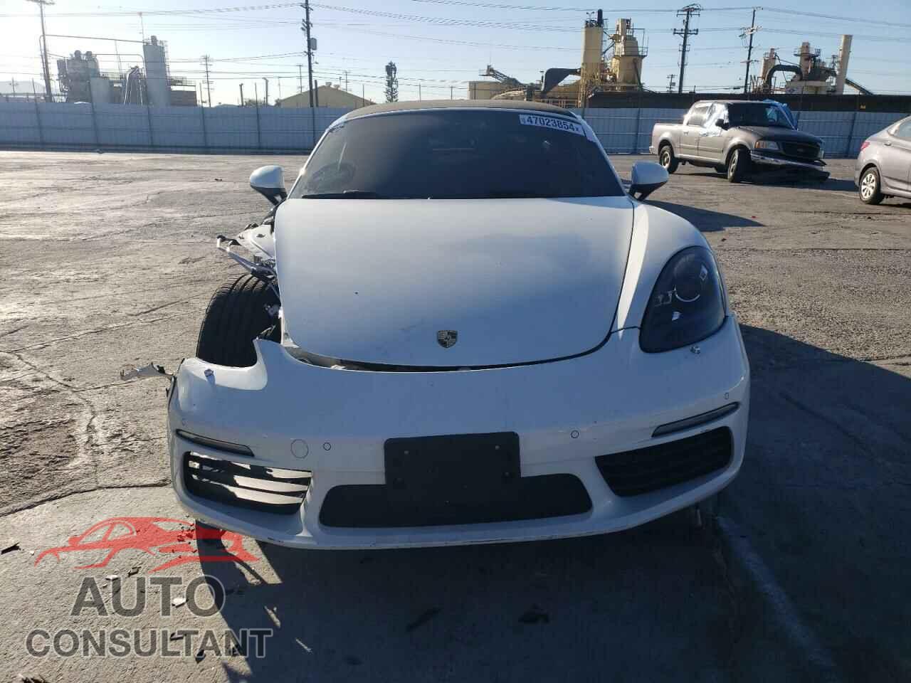 PORSCHE BOXSTER 2019 - WP0CA2A85KS210451