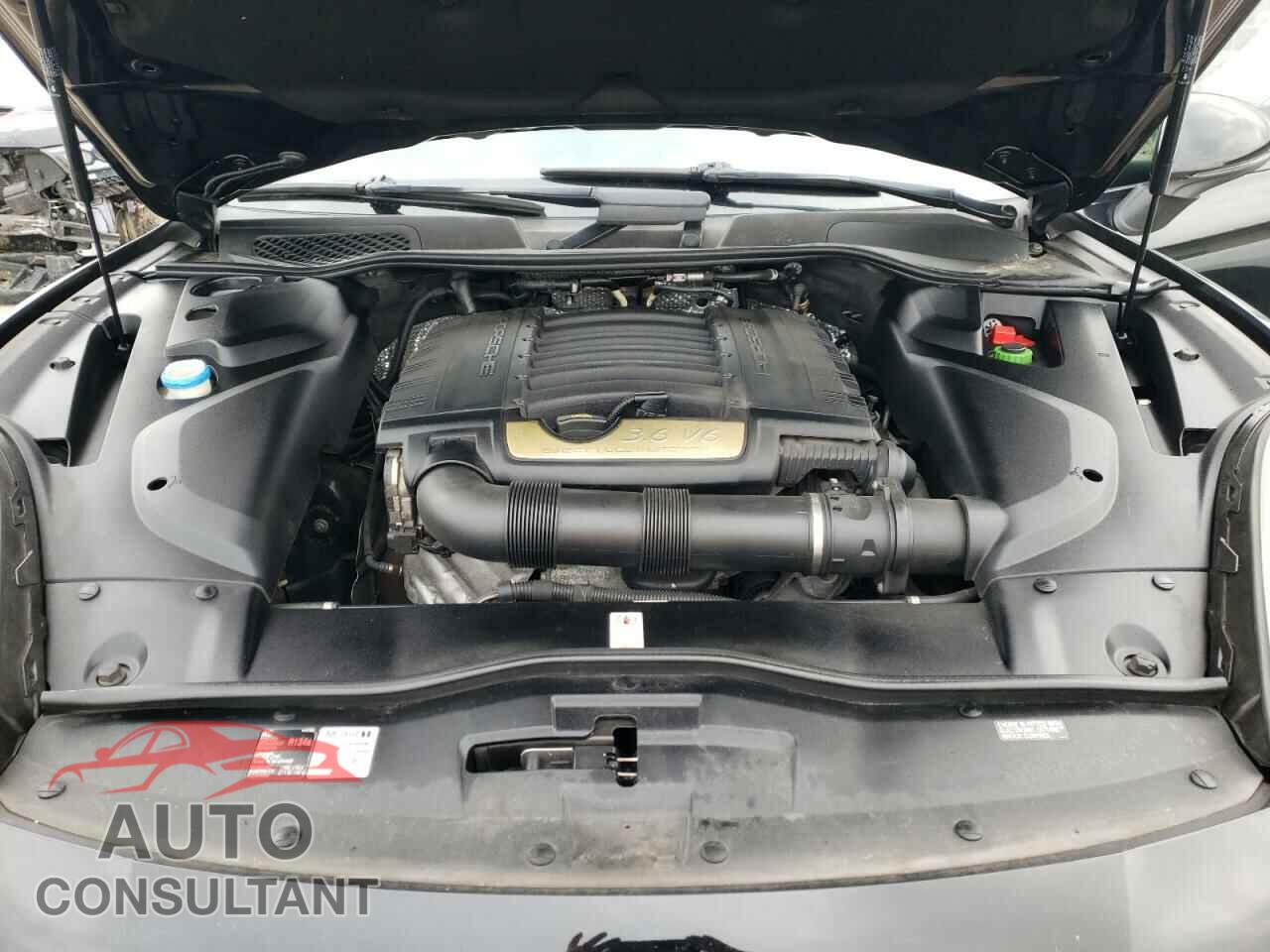 PORSCHE CAYENNE 2016 - WP1AA2A27GLA05703