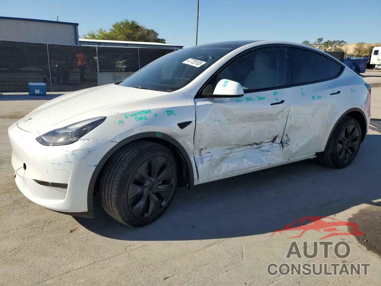 TESLA MODEL Y 2024 - 7SAYGDED3RF130826