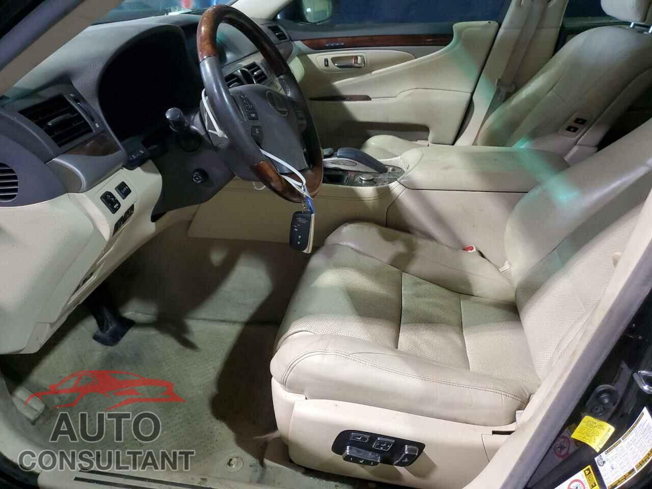 LEXUS LS460 2016 - JTHBL5EF0G5141754