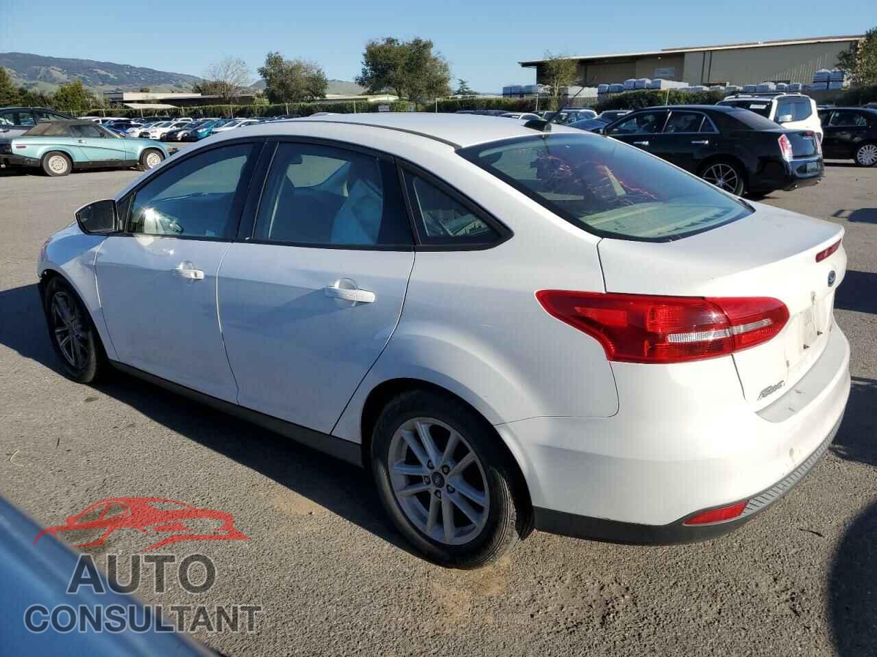 FORD FOCUS 2018 - 1FADP3F23JL237482
