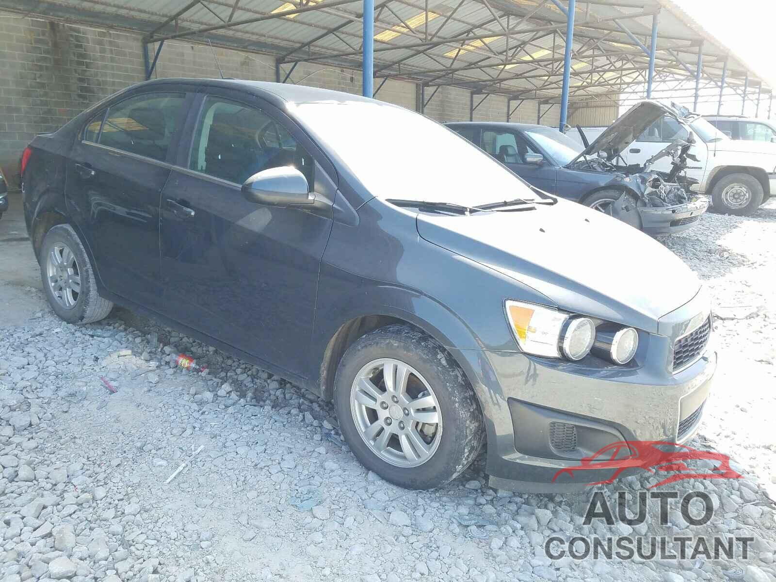 CHEVROLET SONIC 2016 - 1G1JC5SH2G4155592