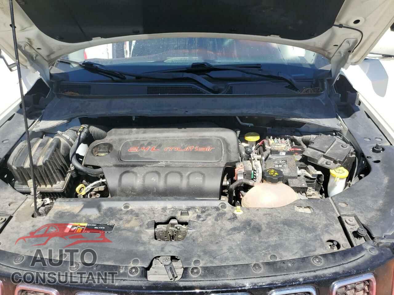 JEEP COMPASS 2018 - 3C4NJDCB5JT282745
