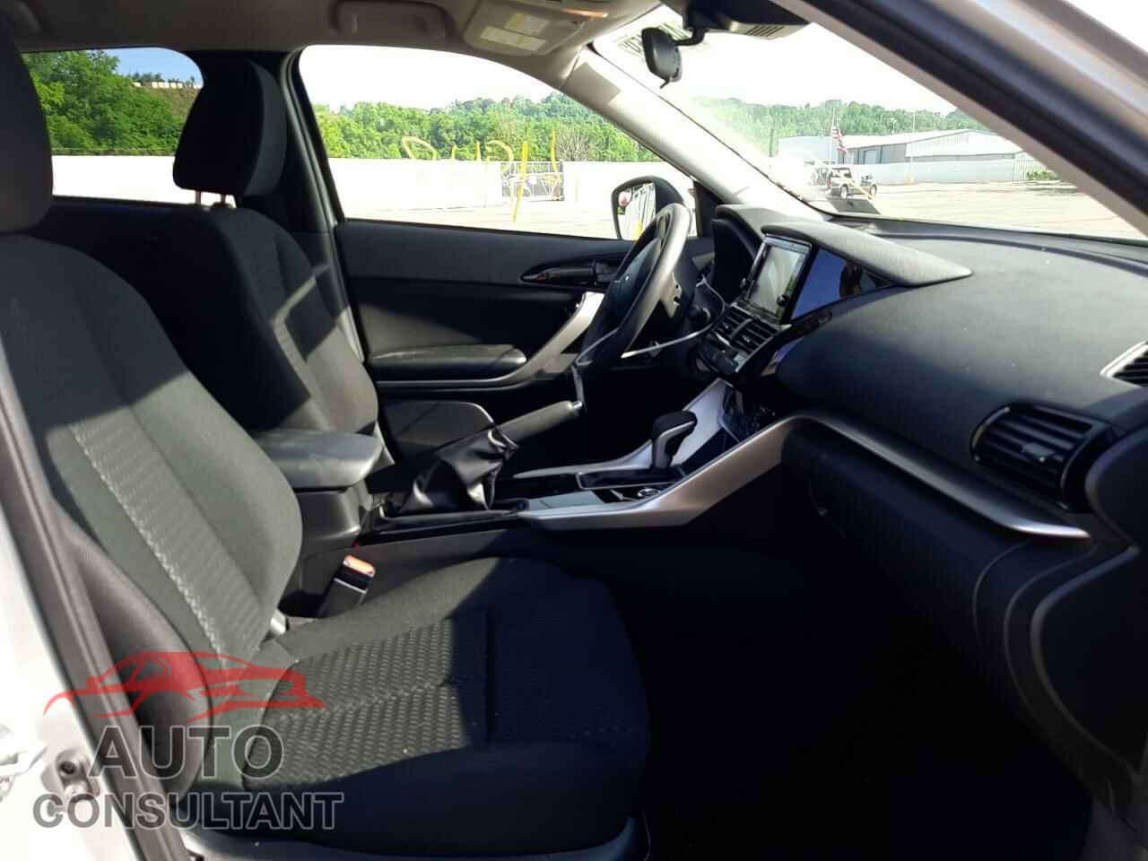 MITSUBISHI ECLIPSE 2022 - JA4ATUAA2NZ030270