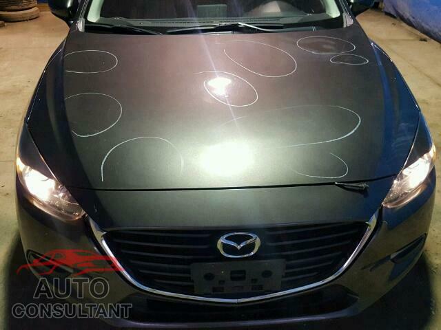 MAZDA 3 2017 - 3MZBN1V79HM152354