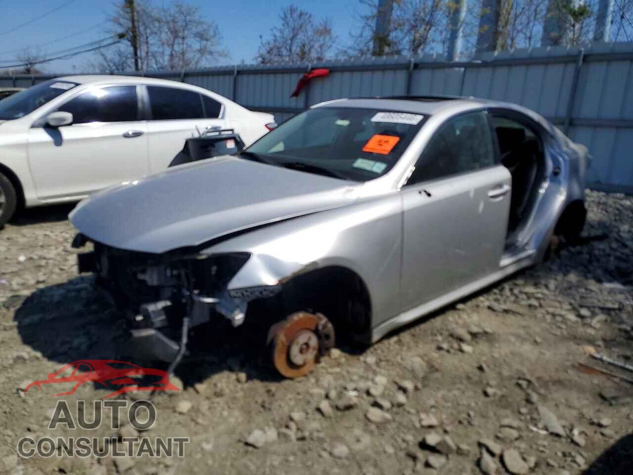 LEXUS IS 2011 - JTHCF5C24B5047445