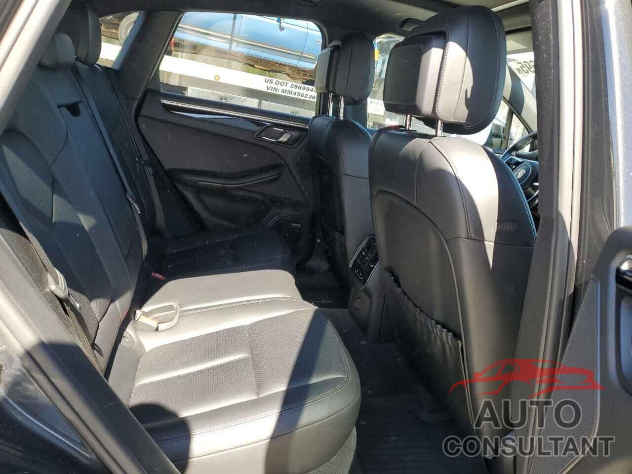 PORSCHE MACAN 2017 - WP1AA2A55HLB80561
