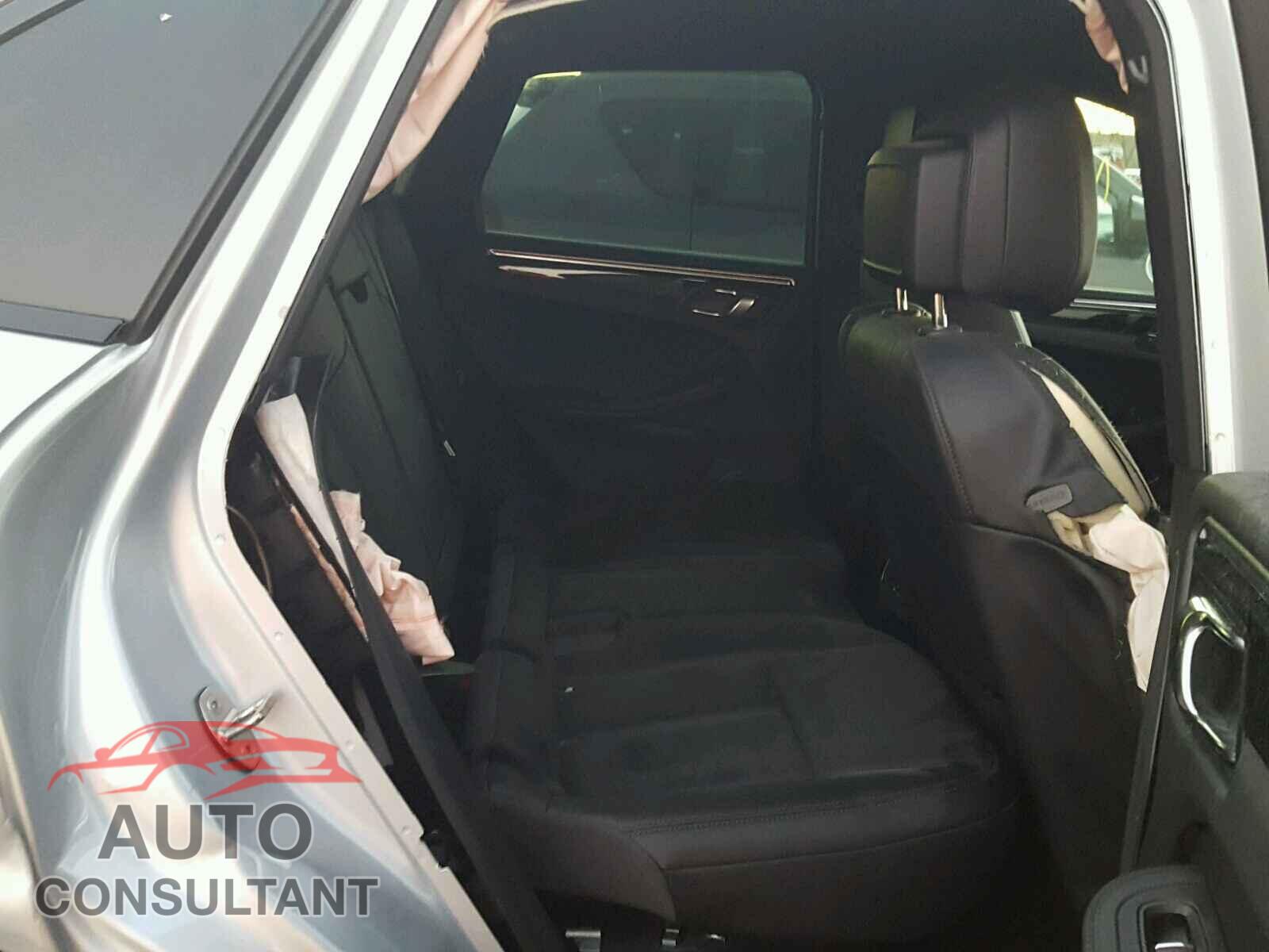 PORSCHE MACAN S 2017 - WP1AB2A57HLB11710