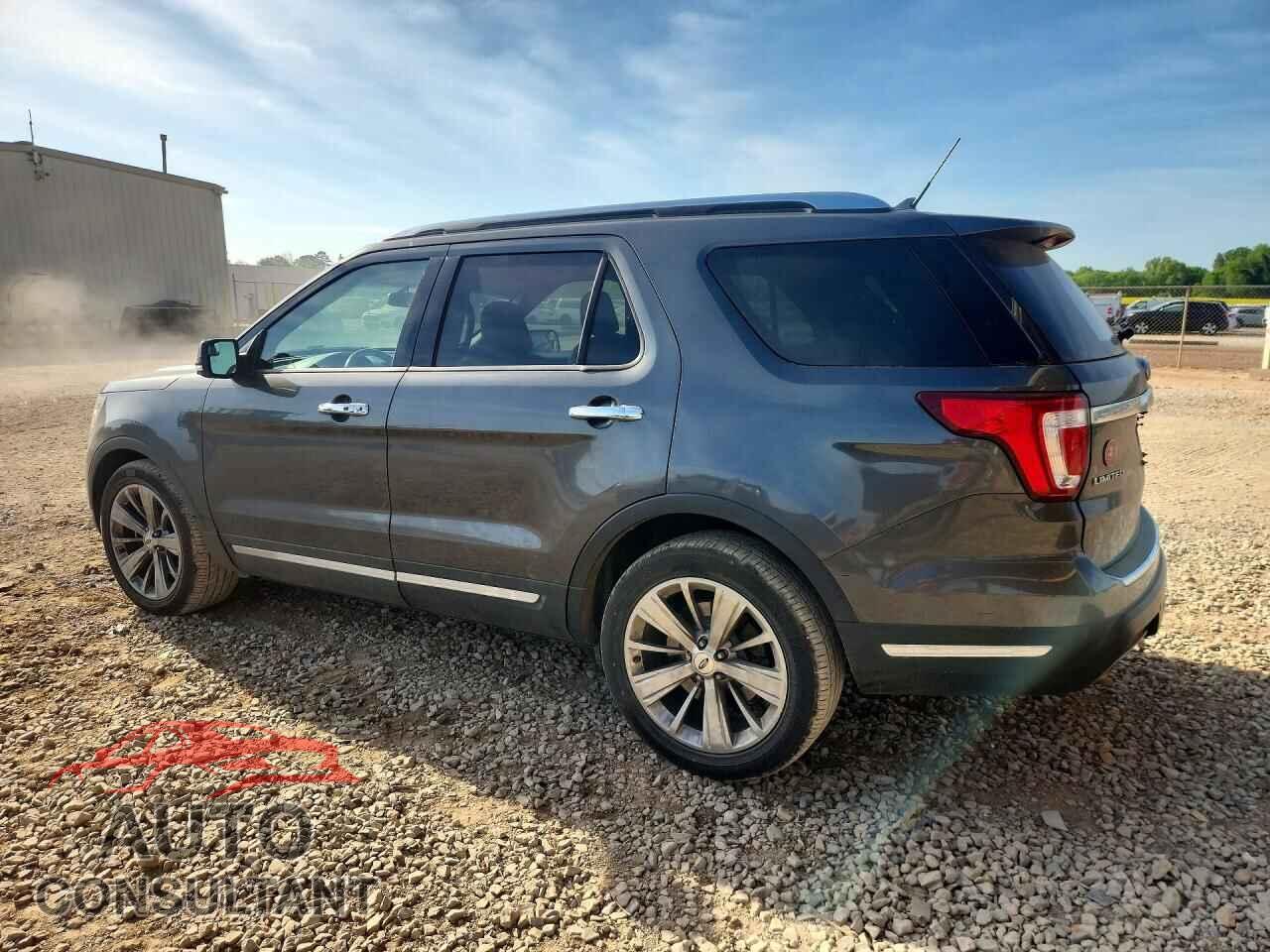FORD EXPLORER 2018 - 1FM5K7F82JGB96985