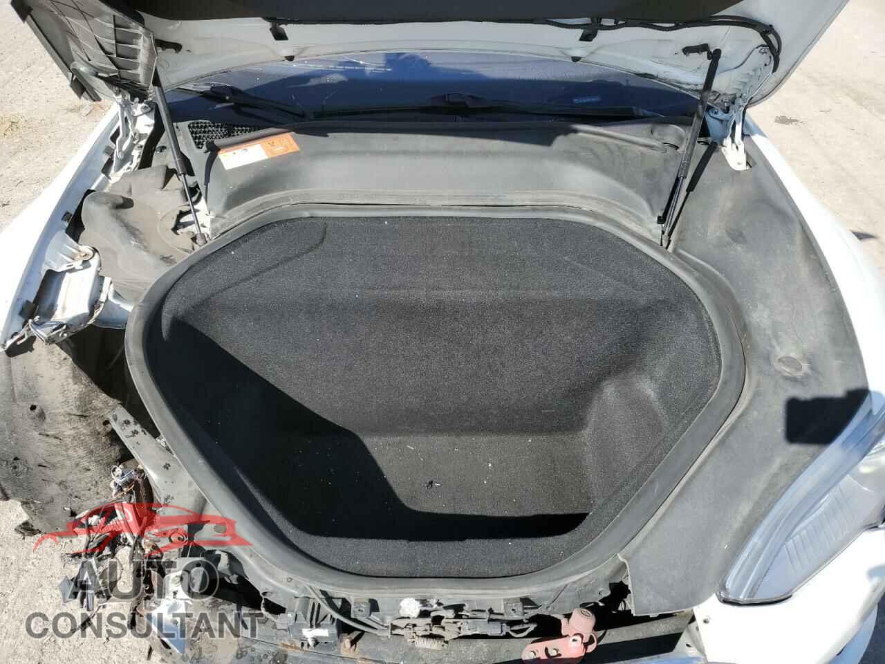 TESLA MODEL S 2015 - 5YJSA1H29FF096724