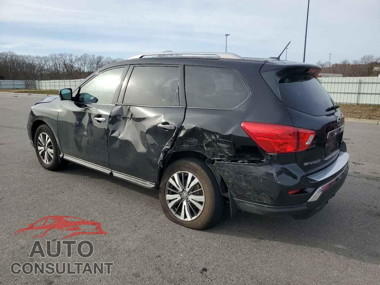 NISSAN PATHFINDER 2017 - 5N1DR2MM3HC672155