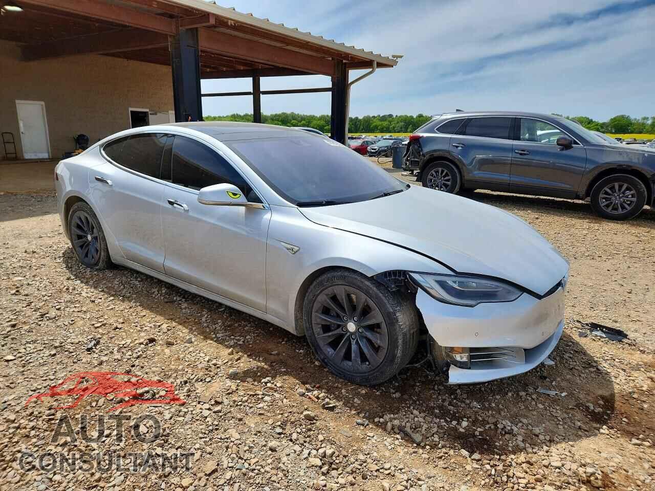 TESLA MODEL S 2016 - 5YJSA1E2XGF161943